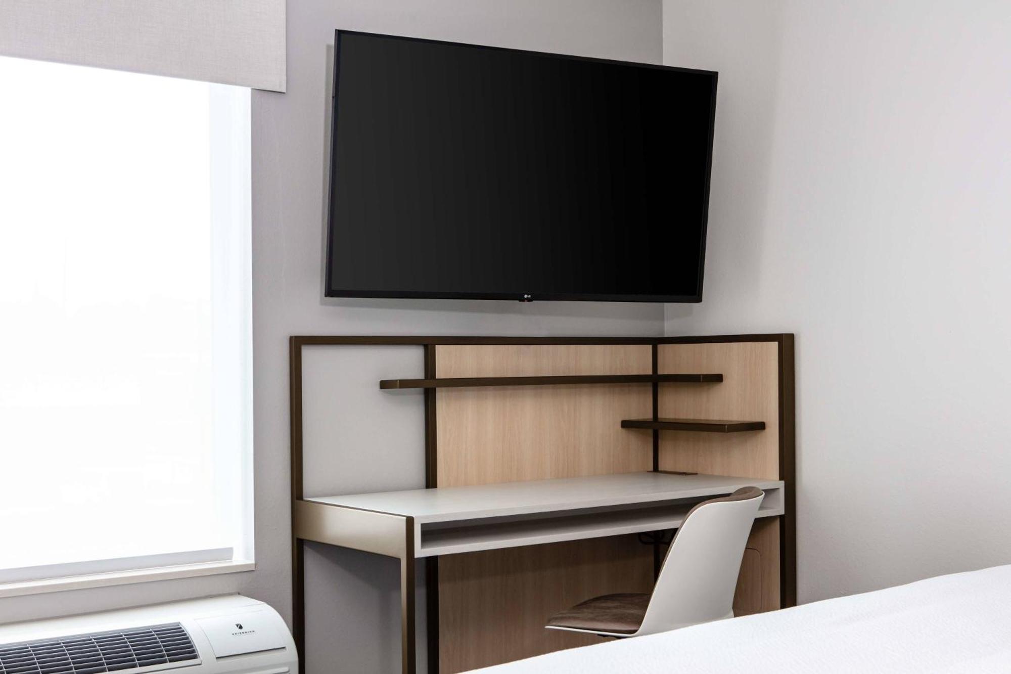 Towneplace Suites By Marriott Milwaukee West Bend מראה חיצוני תמונה